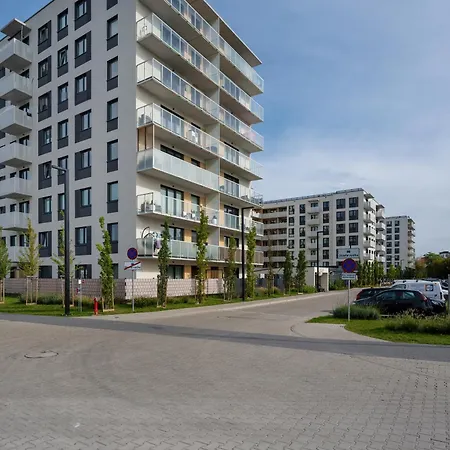 Miedziana Spacious In By Renters Апартаменты Вроцлав