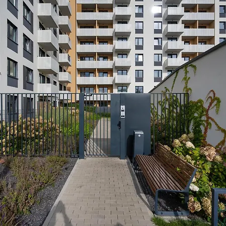 公寓 Miedziana Spacious In By Renters