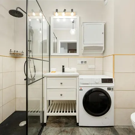Miedziana Spacious In By Renters Апартаменты Вроцлав