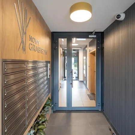 Miedziana Spacious In By Renters 公寓 *